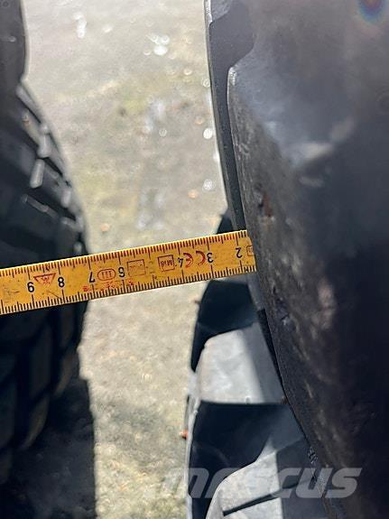  540/65R30 Άλλα μηχανήματα για το δρόμο και το χιόνι