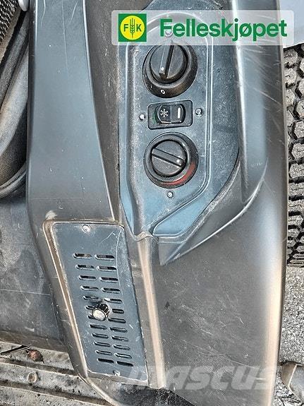 Avant 860 Άλλα μηχανήματα φροντίδας εδάφους