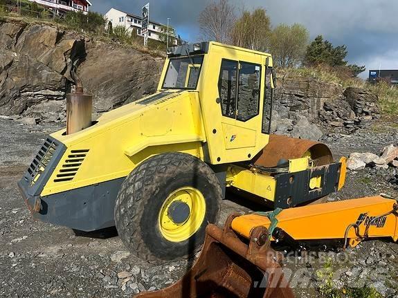 Bomag BW211 D-3 Επίστρωση ασφάλτου