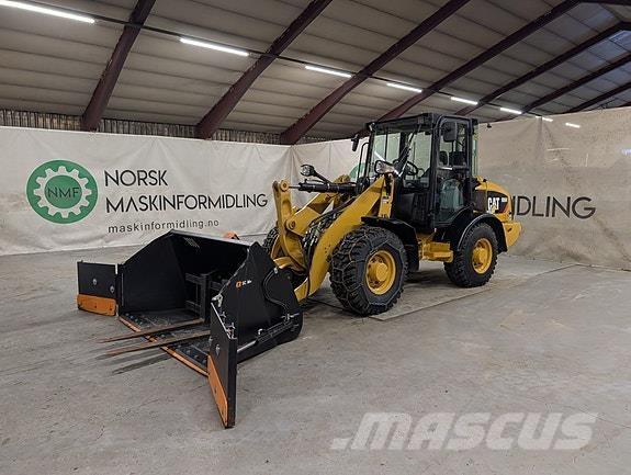 CAT 906 Φορτωτές με λάστιχα (Τροχοφόροι)