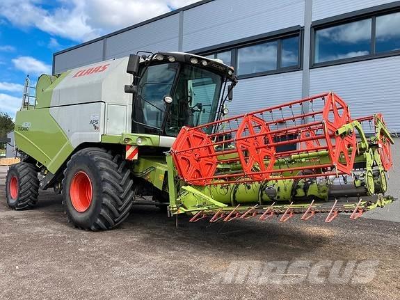 CLAAS Tucano 430 Θεριζοαλωνιστικές μηχανές