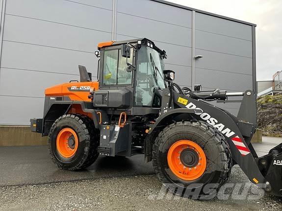 Doosan DL250-7 Φορτωτές με λάστιχα (Τροχοφόροι)