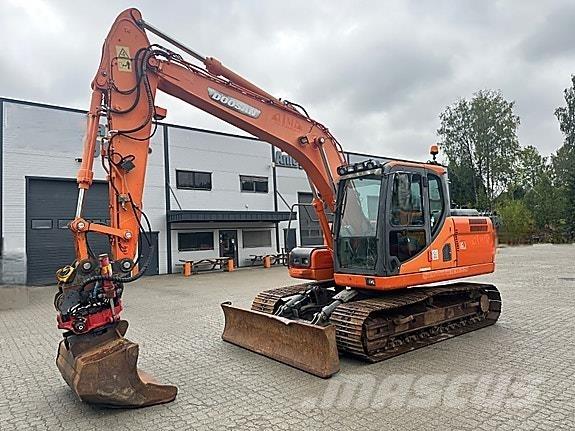 Doosan DX140LC Εκσκαφείς με ερπύστριες