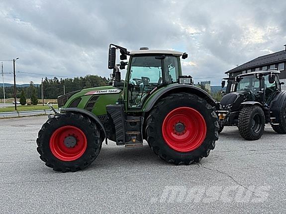 Fendt 724 VARIO Τρακτέρ