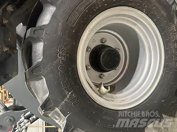 GiANT G2500HD+ Φορτωτάκια