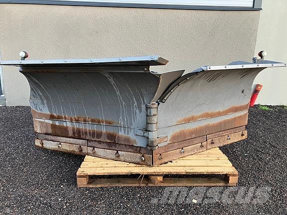 Holms KHV-3.2 Εκχιονιστήρες και χιονοδιώχτες