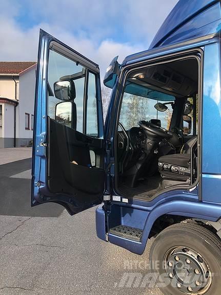 Iveco 120ELG Φορτηγά Κόφα