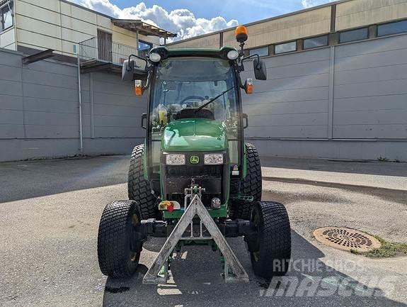 John Deere 4720 Τρακτέρ