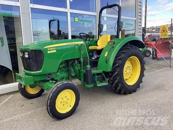John Deere 5055E Τρακτέρ