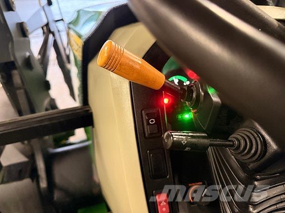 John Deere 5100M Τρακτέρ