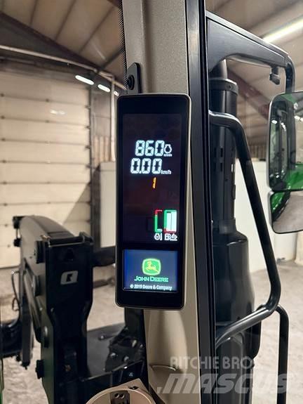 John Deere 6100M Τρακτέρ