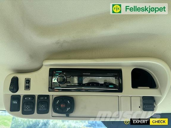 John Deere 6155R Τρακτέρ