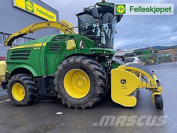 John Deere 8400 Αναμοχλευτήρες