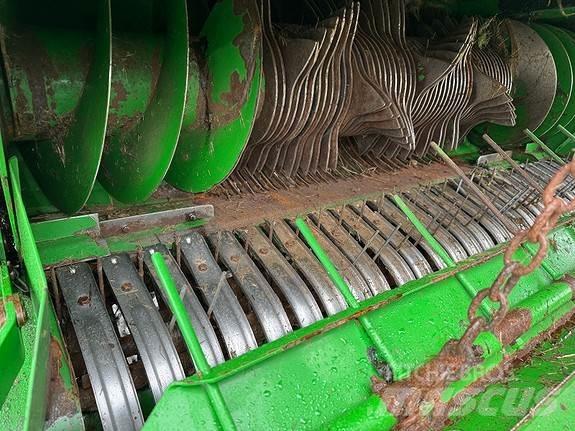 John Deere C440R Πρέσες κυλινδρικών δεμάτων
