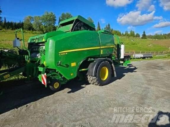 John Deere C441R Πρέσες κυλινδρικών δεμάτων