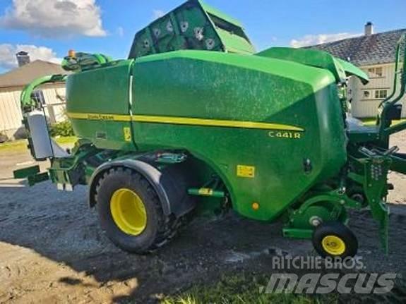 John Deere C441R Πρέσες κυλινδρικών δεμάτων