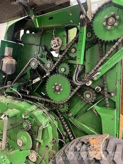 John Deere F441 Πρέσες κυλινδρικών δεμάτων