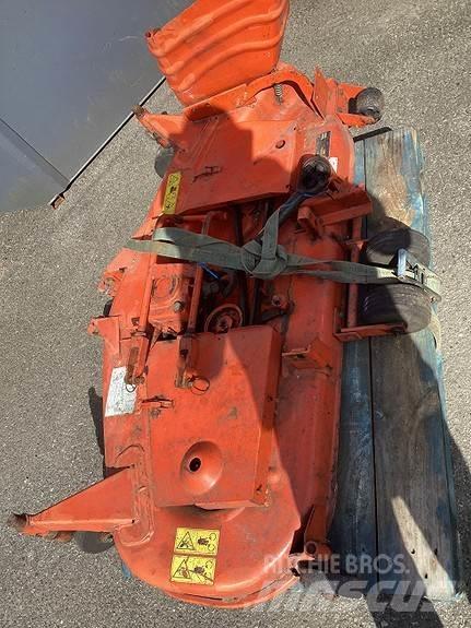 Kubota B2100 Τρακτέρ
