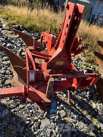 Kverneland 14 Συμβατικά άροτρα