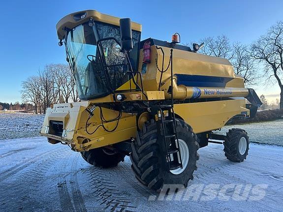 New Holland TC5050 Θεριζοαλωνιστικές μηχανές