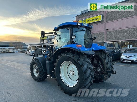 New Holland TS135A Τρακτέρ