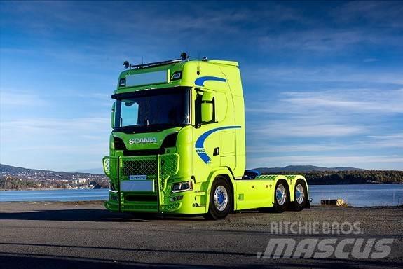 Scania S660A6x4NB Τράκτορες