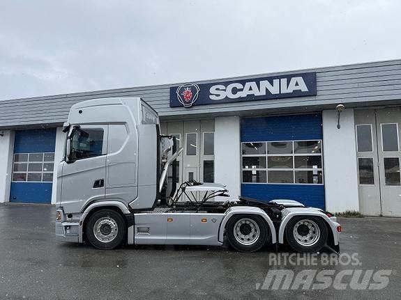 Scania S770 A6x4NB Τράκτορες