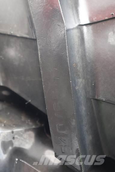 Trelleborg TM800 Ελαστικά και ζάντες