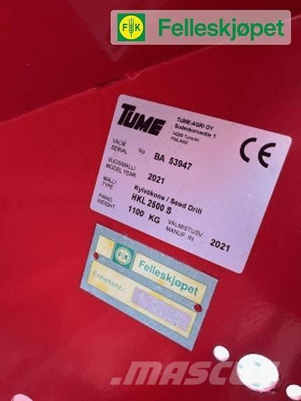 Tume HKL 2500S Διασκορπιστές κοπριάς