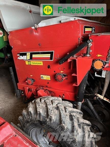 Tume kl 2500 Διασκορπιστές κοπριάς