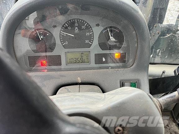 Valtra 6750-4 Τρακτέρ