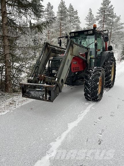 Valtra 6750-4 Τρακτέρ