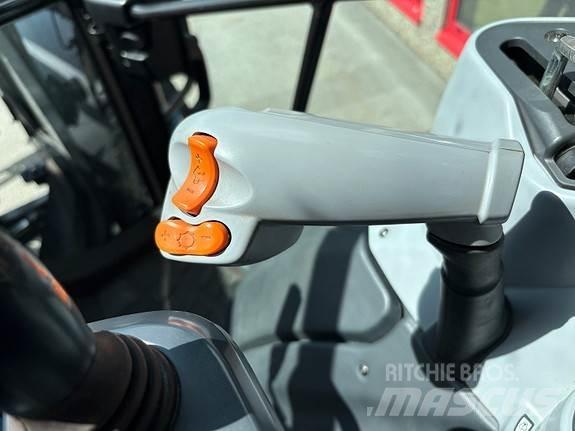 Valtra A114 Τρακτέρ