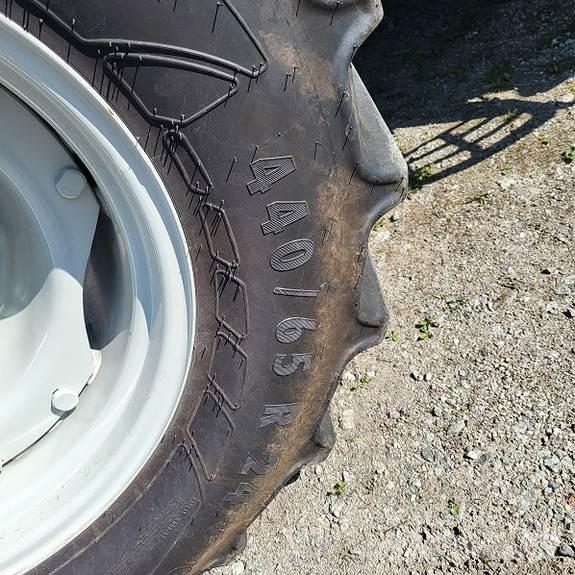 Valtra A134 Τρακτέρ