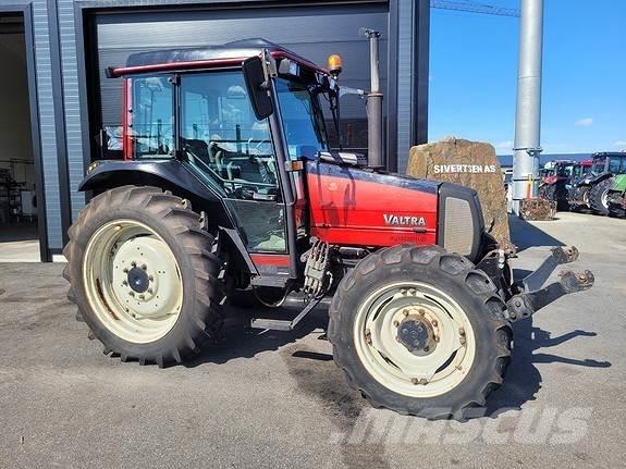 Valtra A75 - 4 Τρακτέρ