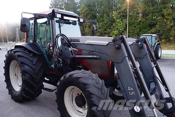 Valtra A85 Τρακτέρ