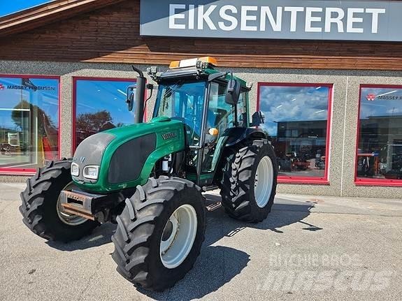 Valtra A92 Τρακτέρ