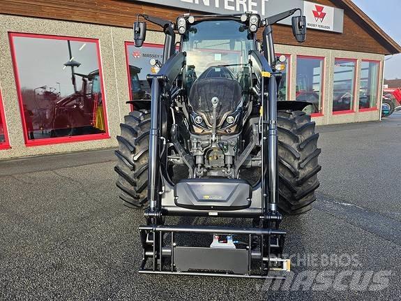 Valtra G135 Versu Τρακτέρ