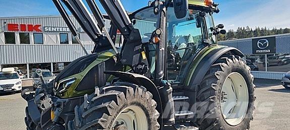 Valtra G135V Τρακτέρ
