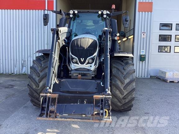 Valtra N 114E Τρακτέρ