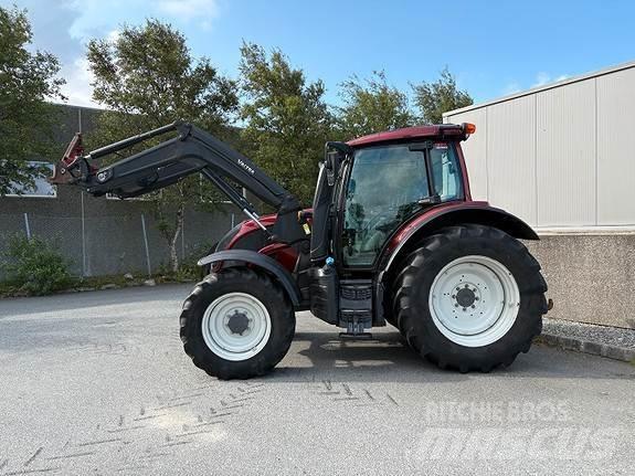 Valtra N114 Τρακτέρ