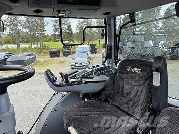Valtra N134D Τρακτέρ