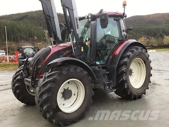 Valtra N154D Τρακτέρ