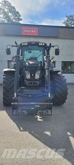 Valtra N163 Τρακτέρ