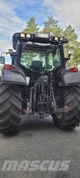 Valtra N163 Τρακτέρ