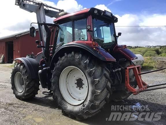 Valtra N163Direct Τρακτέρ