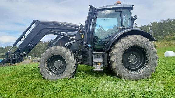 Valtra N174 Τρακτέρ