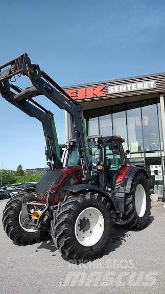 Valtra N174 Versu Τρακτέρ