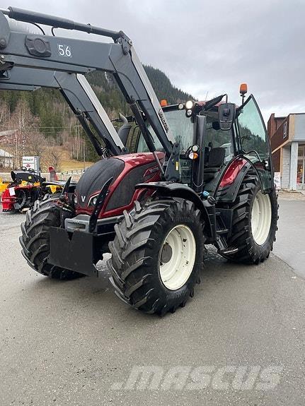 Valtra N174 Versu Τρακτέρ