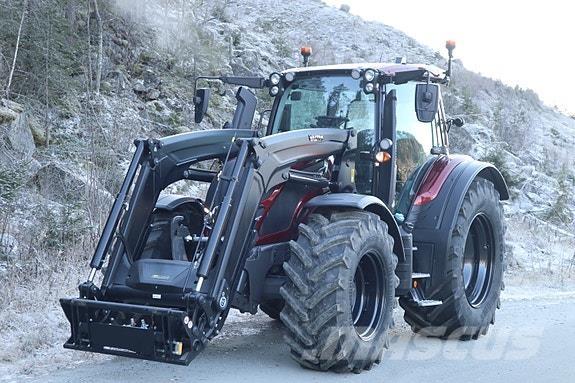 Valtra N175 Versu Τρακτέρ